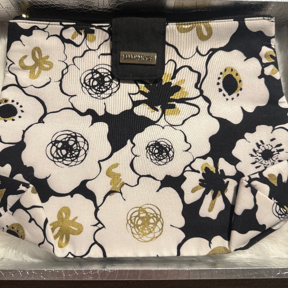 Ellen Tracy Wear Me Wash Me Bag